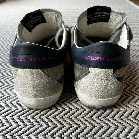 🌟LIKE NEW Golden Goose Deluxe Brand Superstar Sneakers🌟 - Picture 4 of 10